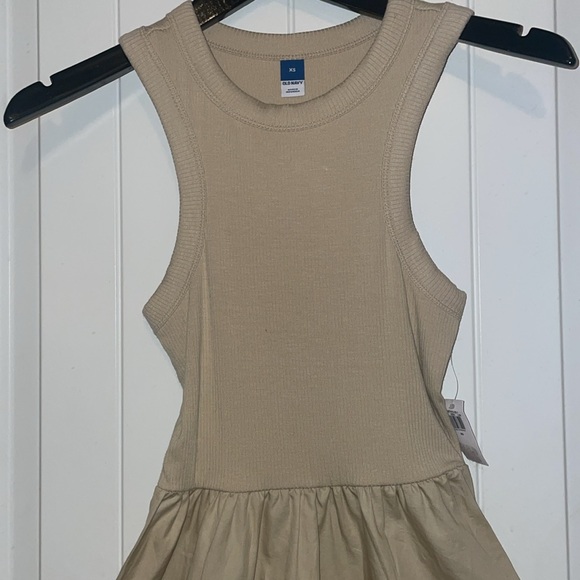 BNWT Old Navy T-back, tank, maxi dress size XS in khaki color with pockets - Picture 2 of 12